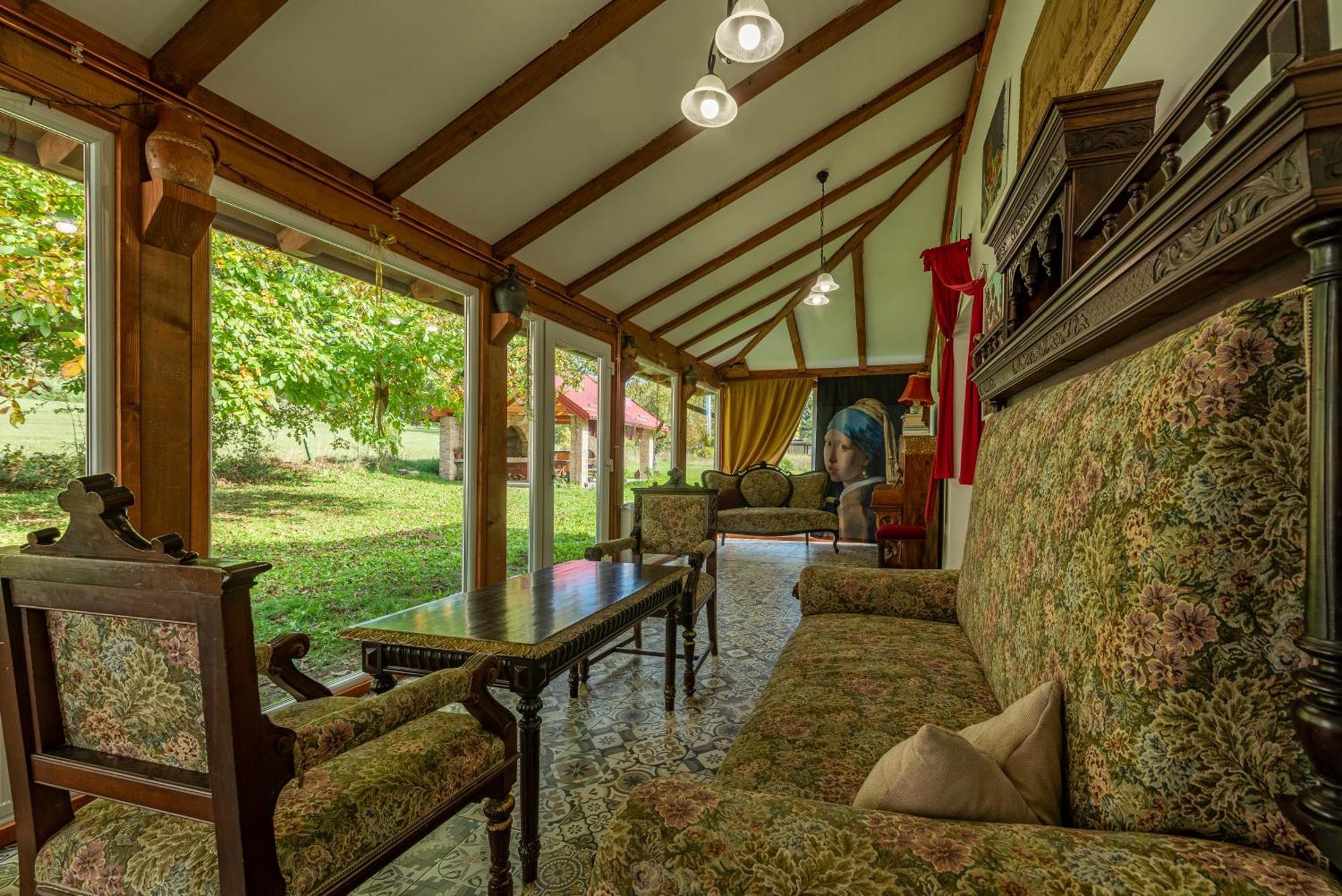 Villa Magnus Lupus Korenica Esterno foto
